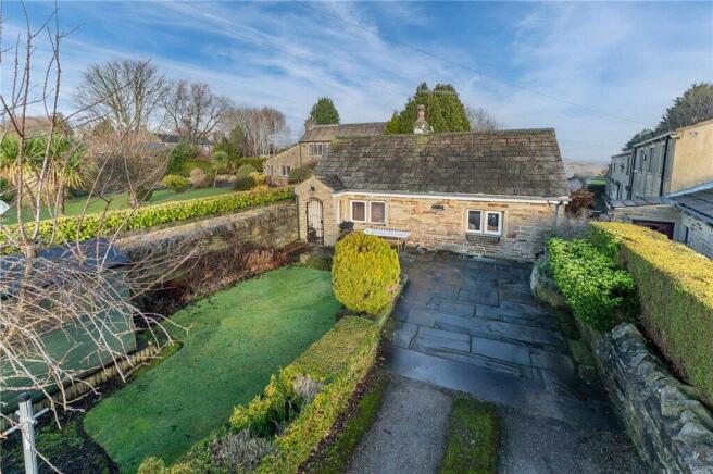 2 bed Detached for sale Image 9
