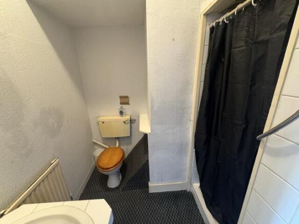 1 bed Apartment to rent Image 8