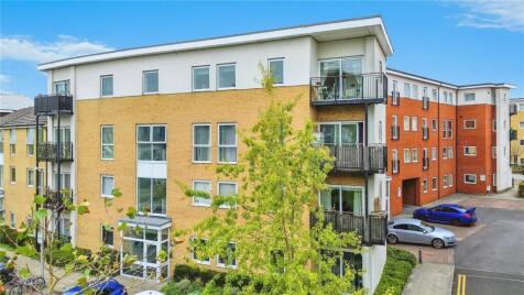 Drake Way, Reading, Berkshire, RG2