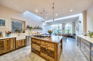 14, Bedford Road, East Finchley, London N2 9DA