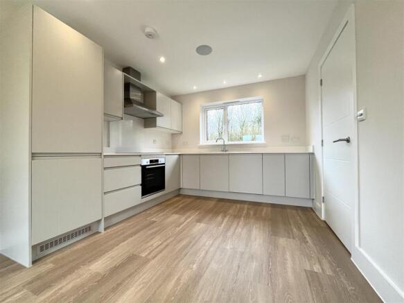 Kitchen/Dining