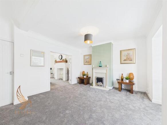3 bed Terraced for sale Image 9