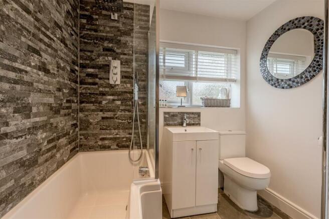 HOUSE BATHROOM