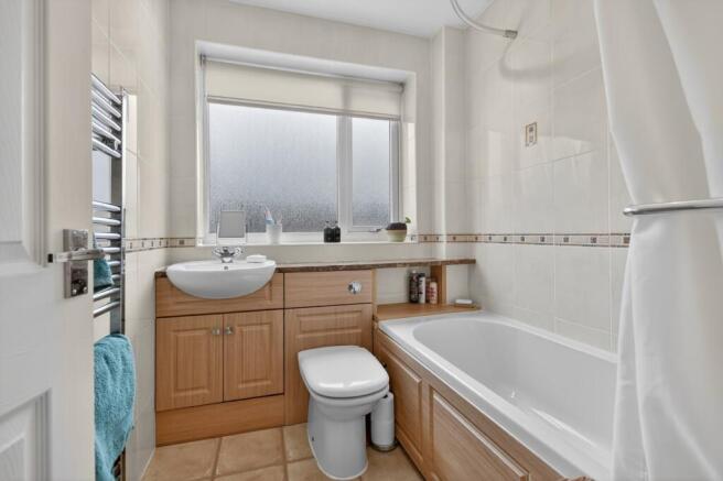 3 bed Detached for sale Image 11