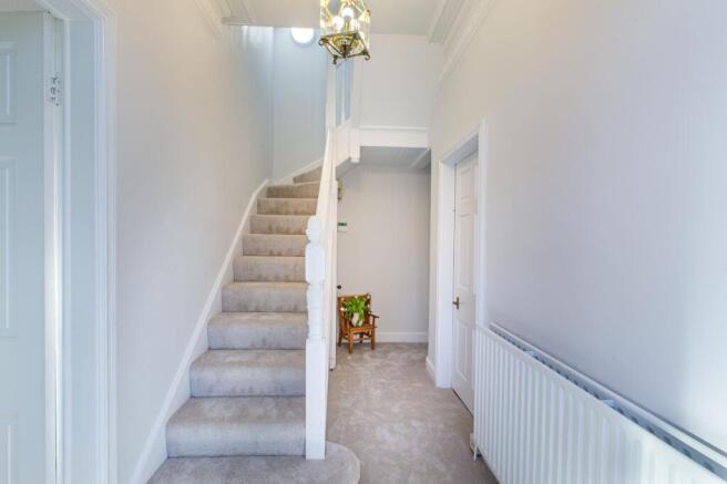 4 bed Semi-Detached for sale Image 10