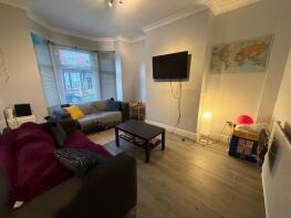 4, Hessle View, Hyde Park, Leeds LS6 1ER