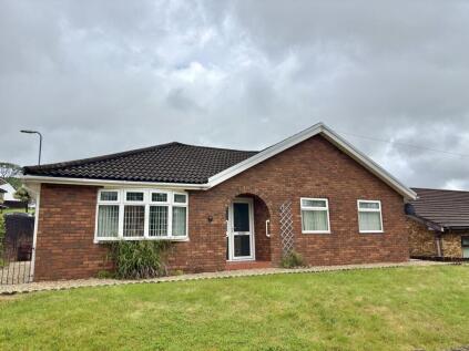 Ffordd Brynheulog, Pontardawe, Swansea.