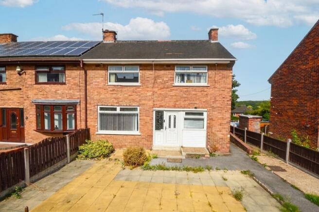3 bed Terraced for sale Image 4