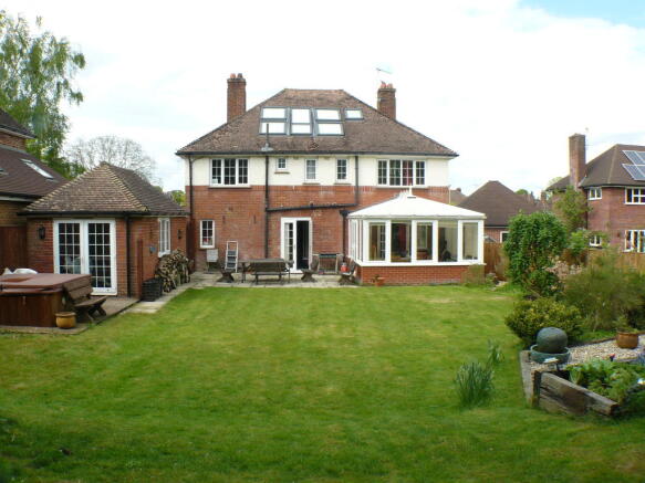 Photo 12