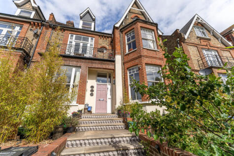 Flat 4, London, N16