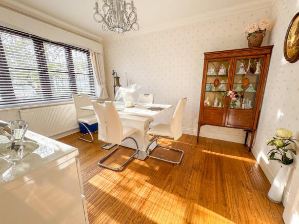 dining1