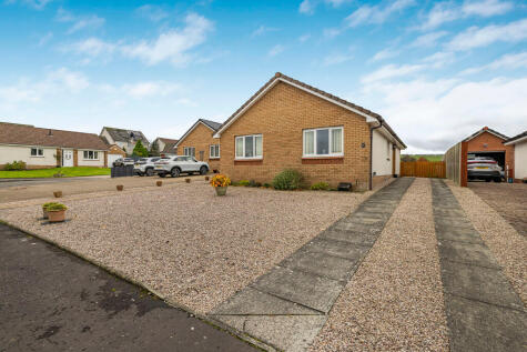 Lochfergus Crescent, Coylton, South Ayrshire, KA6