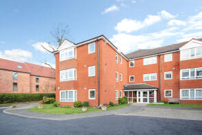 Flat 7, 915 Malvern Court, Warwick Road, Solihull B91 3EP