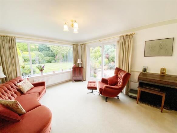 Garden Room pic 3.jpg