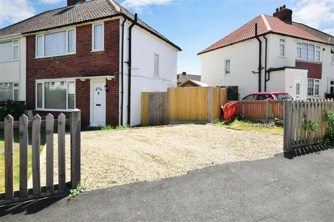 Driveway/Parking