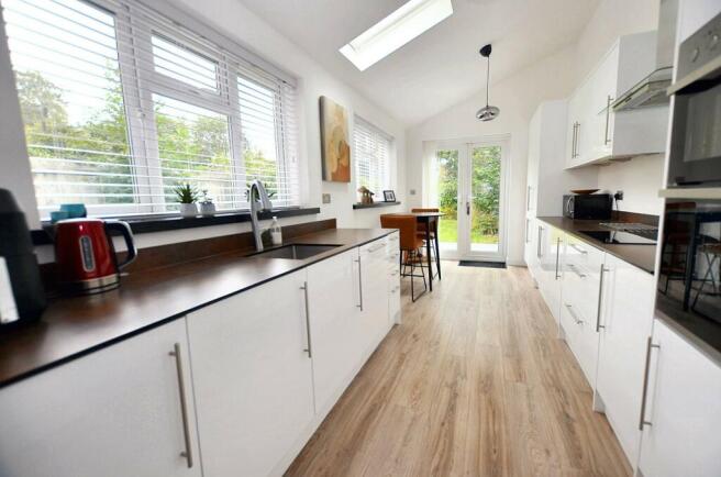Kitchen/Breakfast