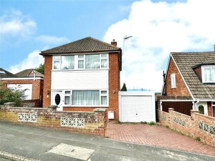 Henley Drive, Highworth, SN6