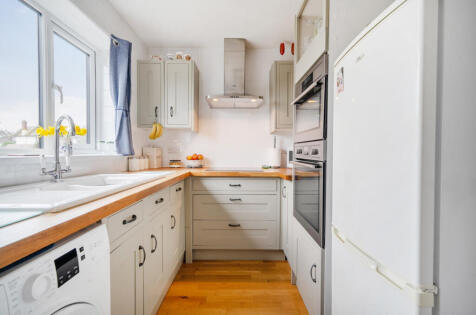 Southfield Avenue, Preston, Paignton, Devon