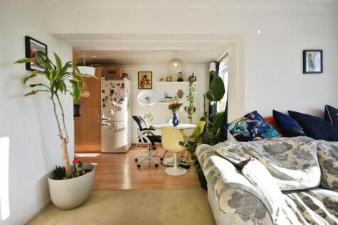 Otho Court, Augustus Close, Brentford