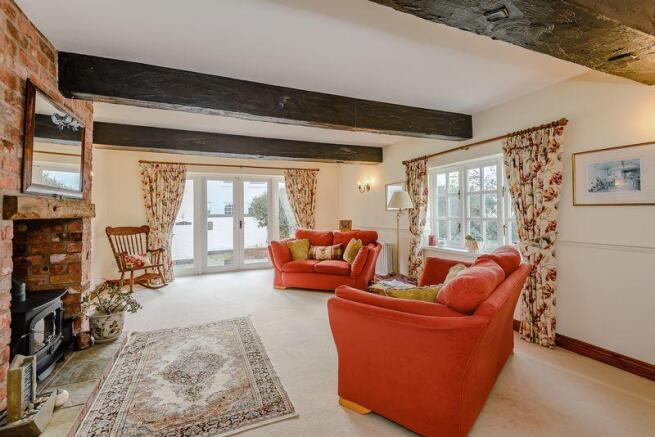 Sitting room/f...