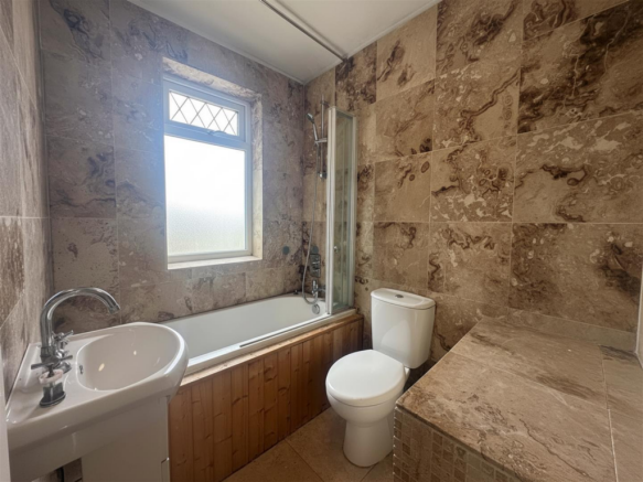 3 bed Semi-Detached for sale Image 11