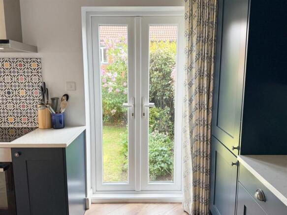 3 bed Semi-Detached for sale Image 7