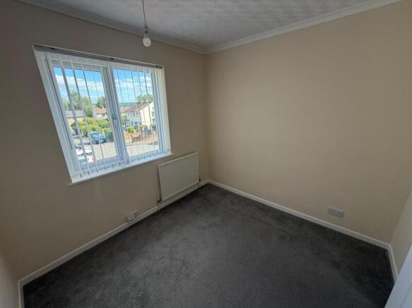 3 bed Terraced to rent Image 7
