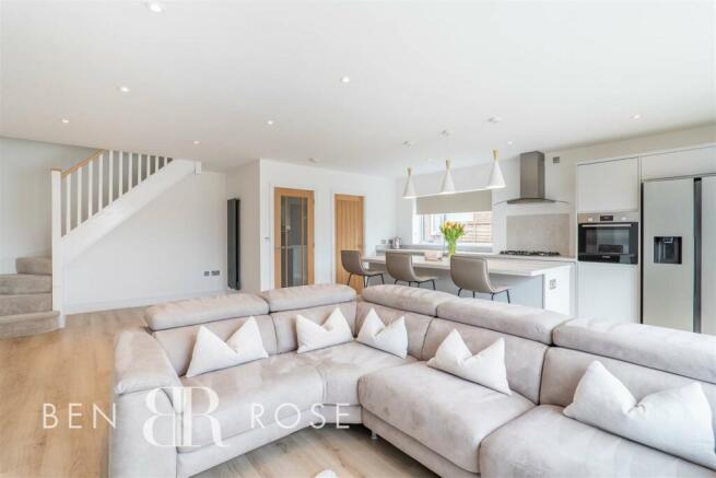Kitchen/Breakfast/Family Room