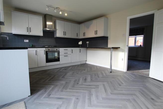 Winterton Close, Thurmaston, Leicester photo 3