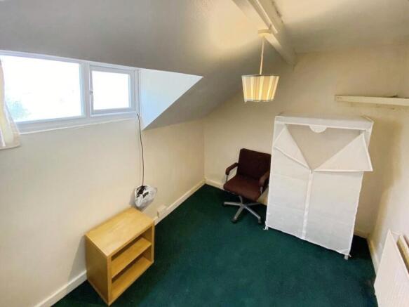 4 bed Terraced to rent Image 4