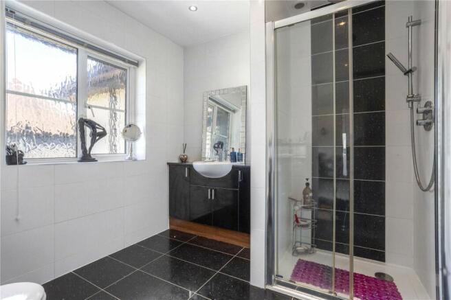 Bath/Shower Room