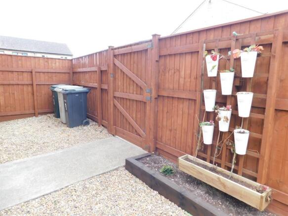 garden 3