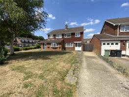 3, Cookfield Close, Dunstable LU6 1TJ