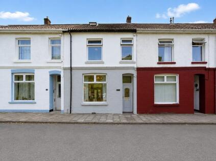 Collwyn Street, Tonyrefail, Porth, Rhondda Cynon Taff. CF39 8BH