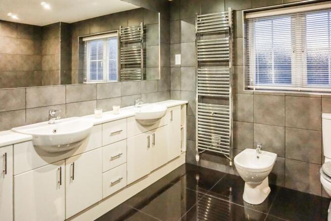 En-suite One