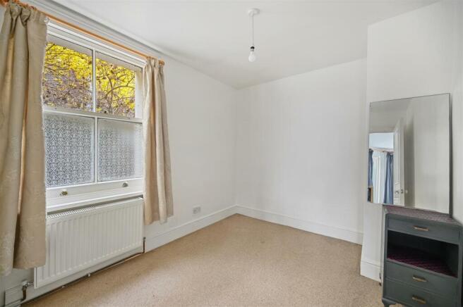 BCAR - 60C Heathfield Road - Bedroom (4).JPG