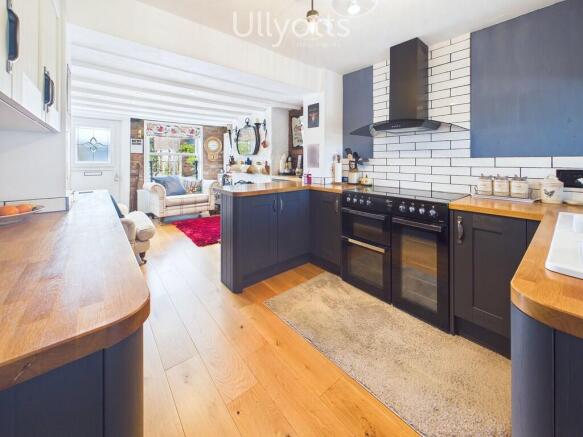 4 bed Terraced for sale Image 6