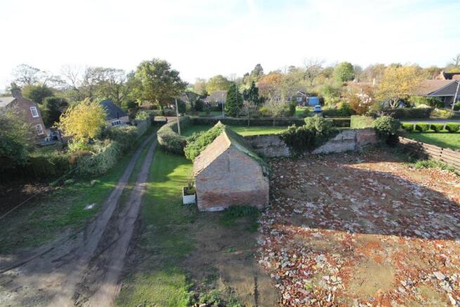 BUILDING PLOT