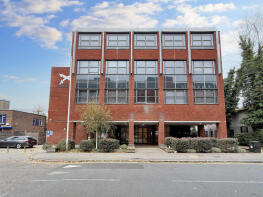 Flat 20, 23 Scimitar House, Eastern Road, Romford RM1 3FA