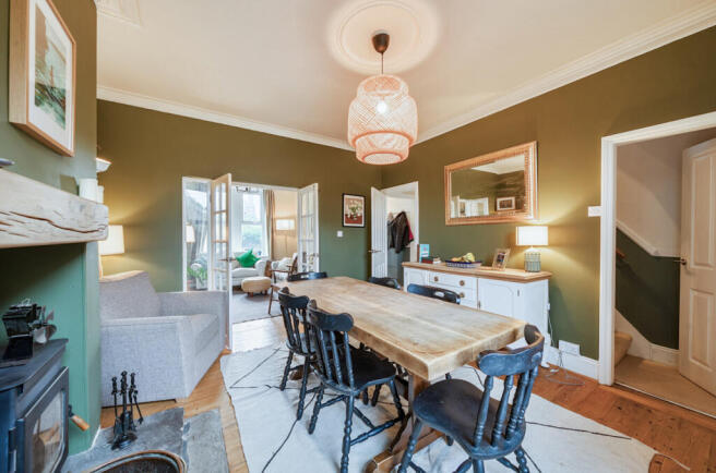 1374450-6-6904926...