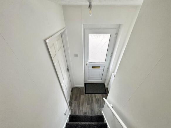 3 bed Semi-Detached for sale Image 5