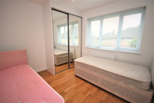 BEDROOM 2: