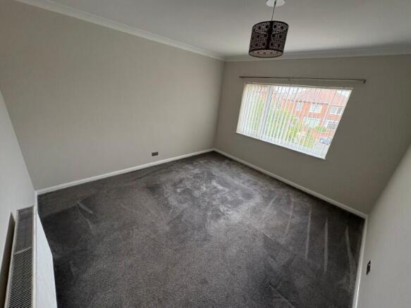 3 bed Semi-Detached to rent Image 10