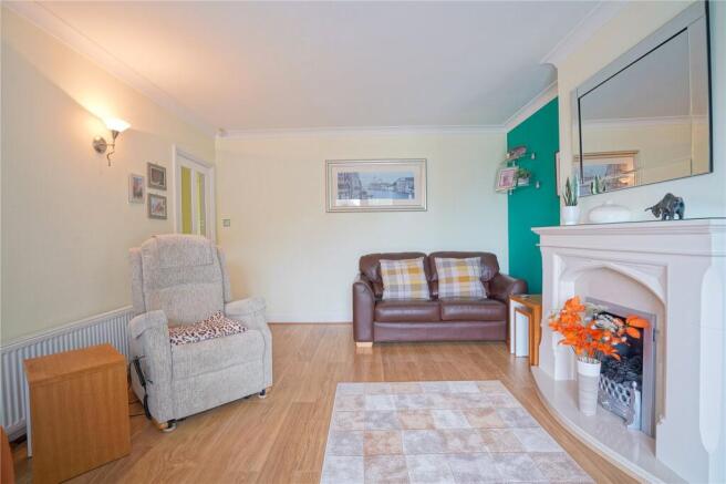 2 bed Bungalow for sale Image 7