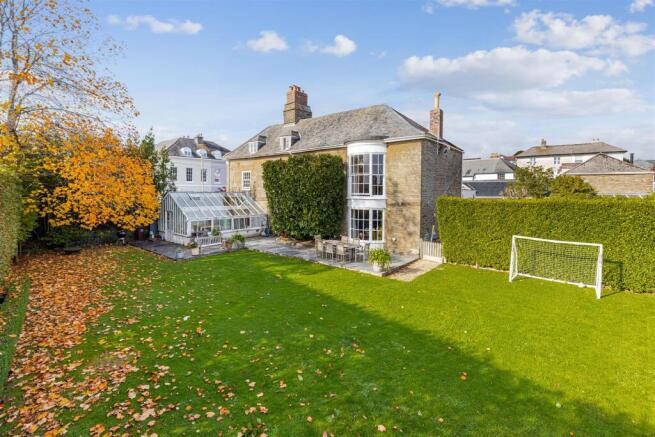 06 - Knowle House Kingsbridge.jpg