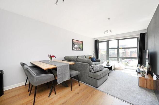 Open Plan Living / Dining 