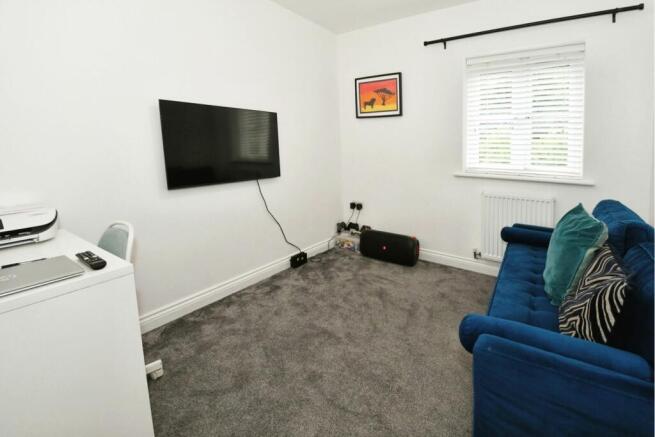 Photo 16