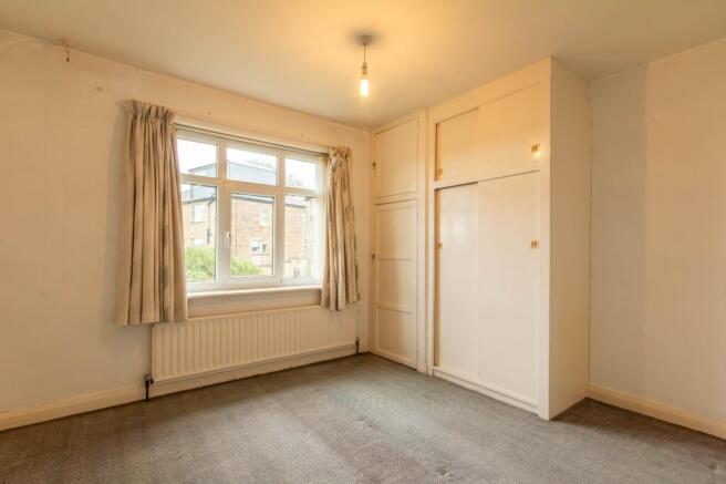 3 bed Semi-Detached for sale Image 8