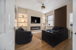 33, Lower Francis Street, Caerphilly CF83 4DW