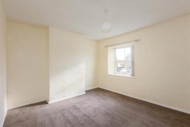 2 bed Terraced for sale Image 8